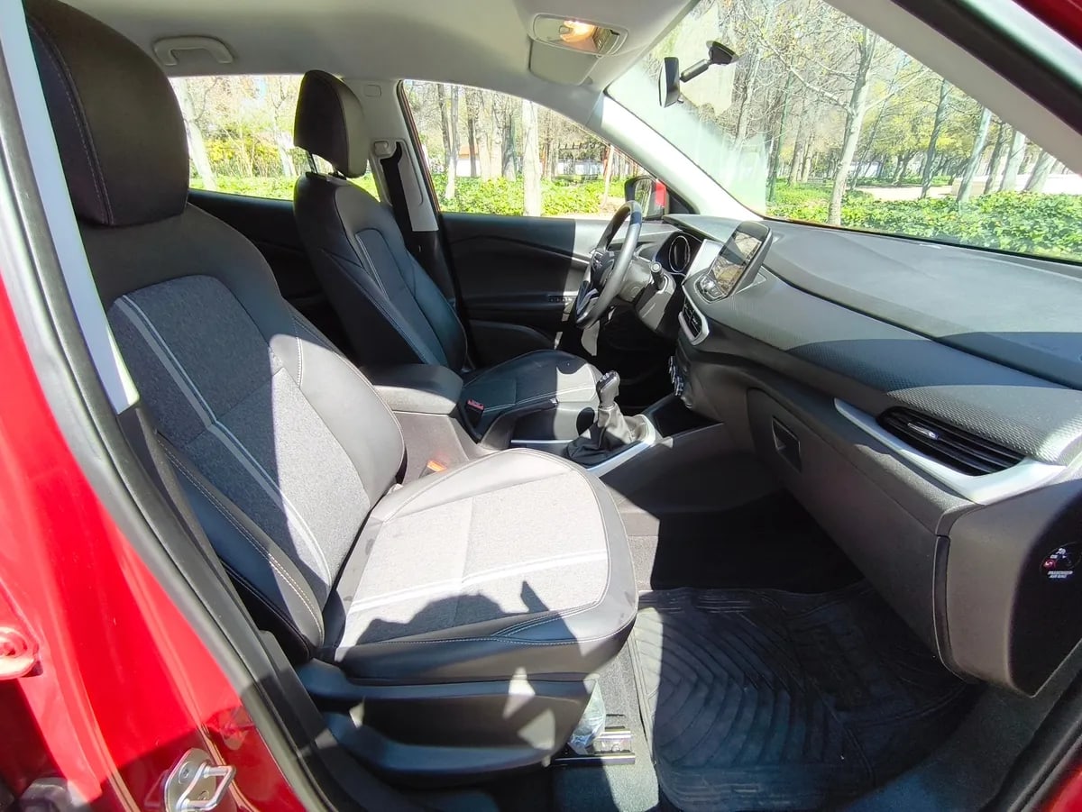 CHEVROLET TRACKER 1.2 Ltz P Mt año 2025