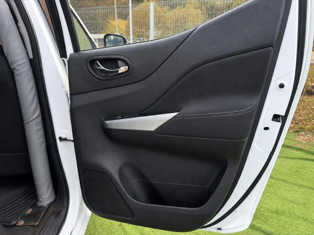 Nissan Navara Navara Dc 4x4 2.3tdi Xe año 2023