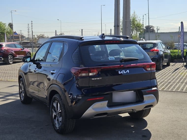 Kia Sonet Ex Plus Ac Mt 1.5 año 2024
