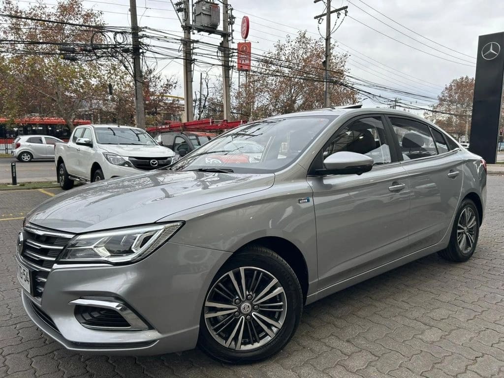 MG 5 1.5 Dlx Mt año 2025