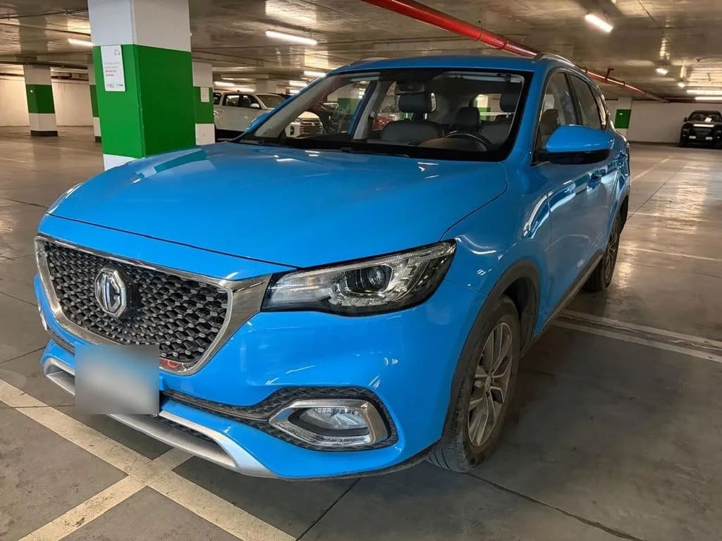 MG Hs 1.5t Comfort 2wd Mt 5p año 2023