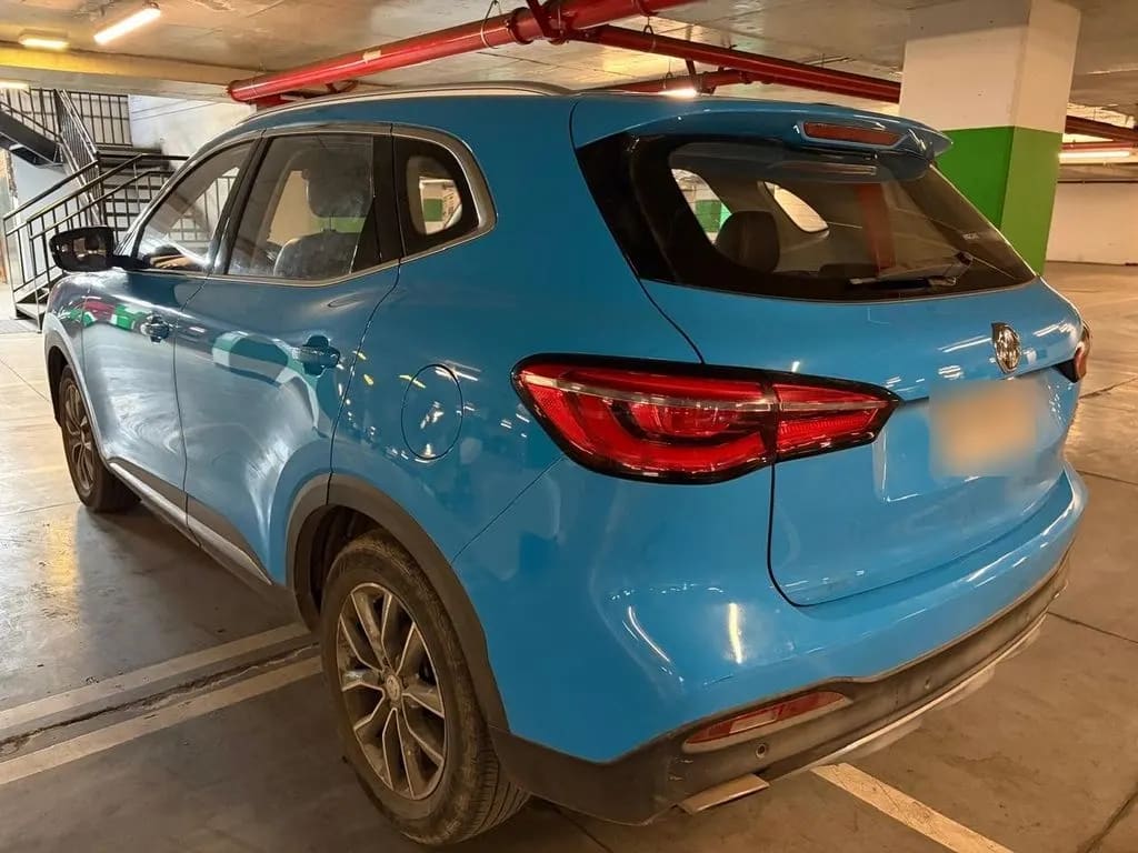 MG Hs 1.5t Comfort 2wd Mt 5p año 2023