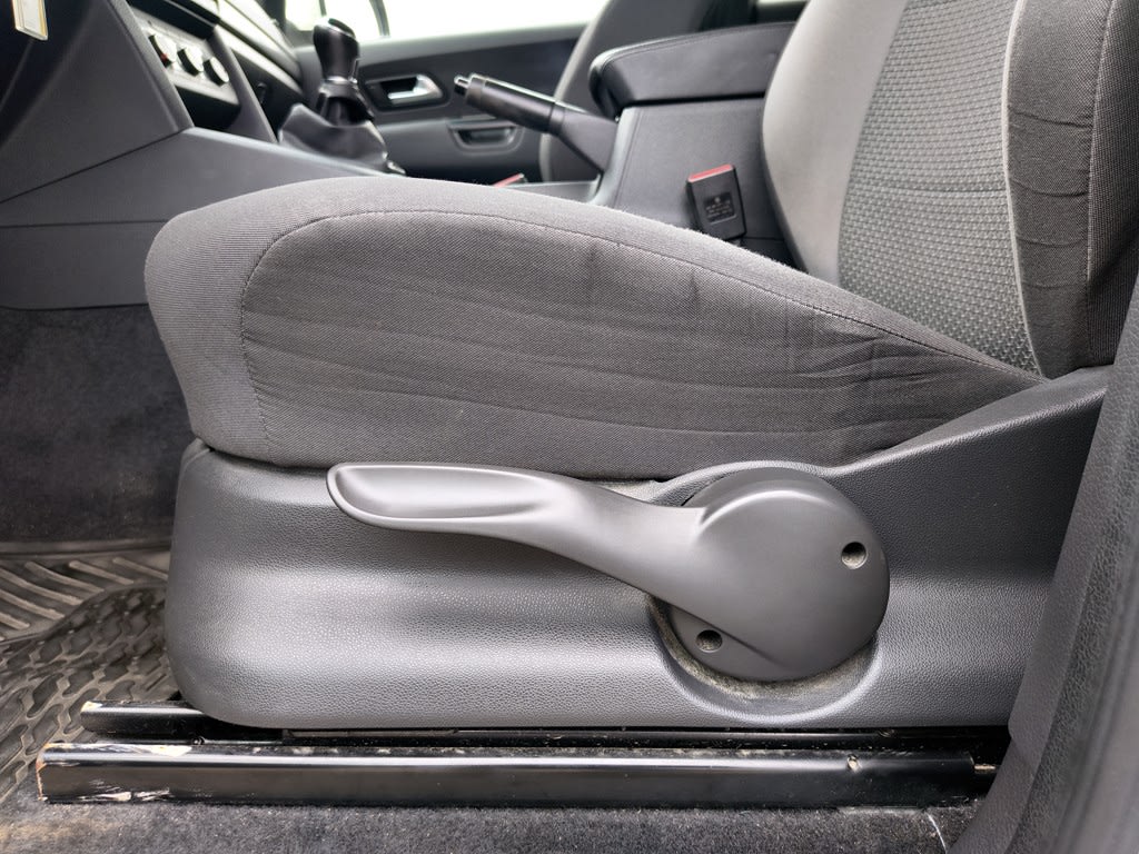 Volkswagen Amarok 2.0 Diesel 4x2 T/m Trendline año 2023