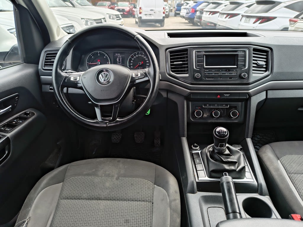 Volkswagen Amarok 2.0 Diesel 4x2 T/m Trendline año 2023