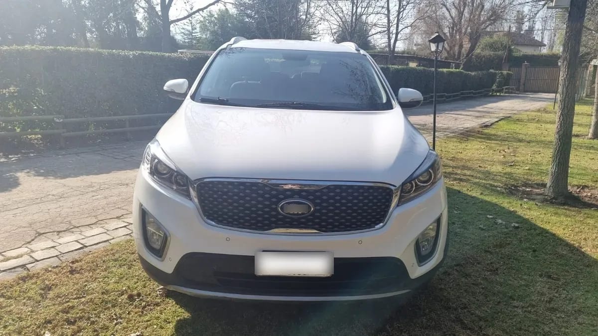 KIA MOTORS SORENTO 2.4 Ex Mt año 2016