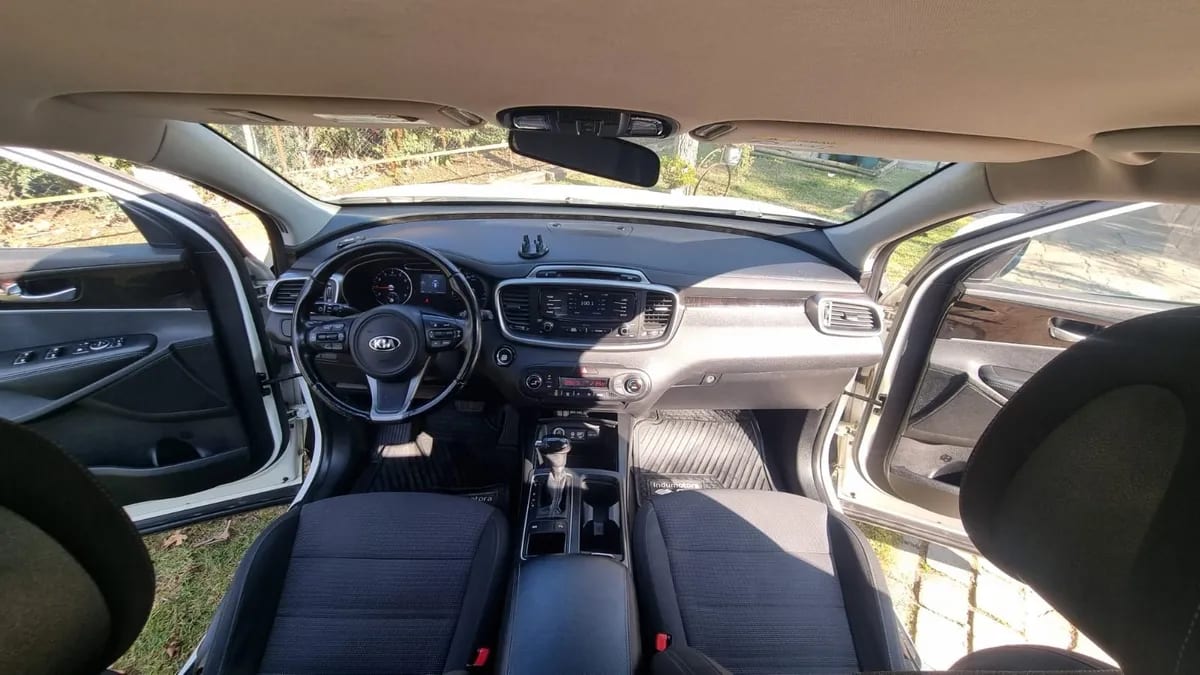 KIA MOTORS SORENTO 2.4 Ex Mt año 2016