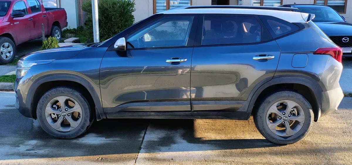 KIA MOTORS SELTOS Seltos Ex 1.6l 6mt año 2021