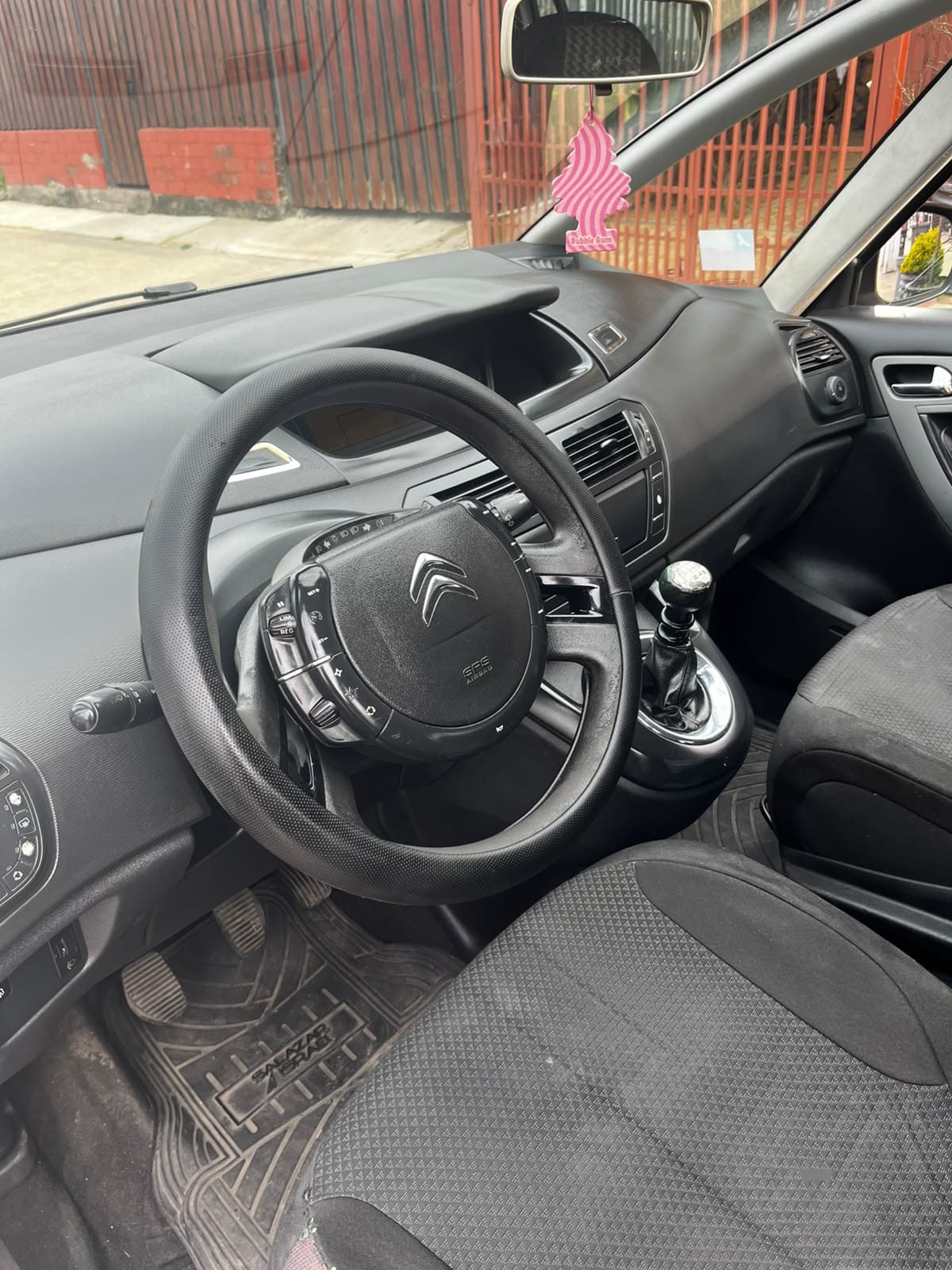 CITROEN C-4 1.6 16v Sx Ll Mt año 2011