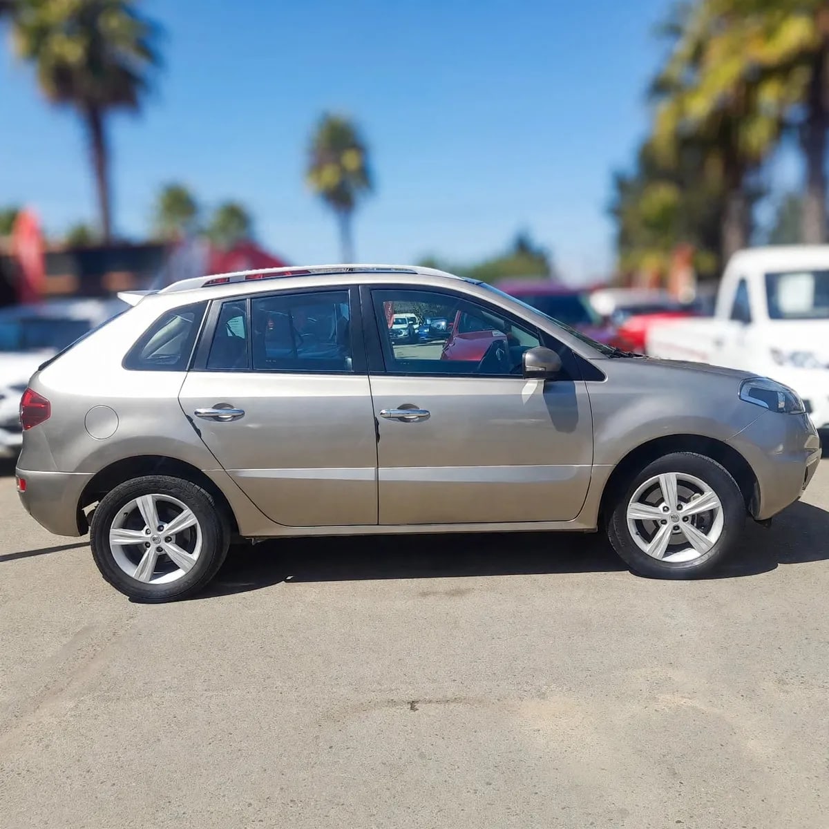 Renault Koleos 2.5 Expression Mt 4x2 año 2013