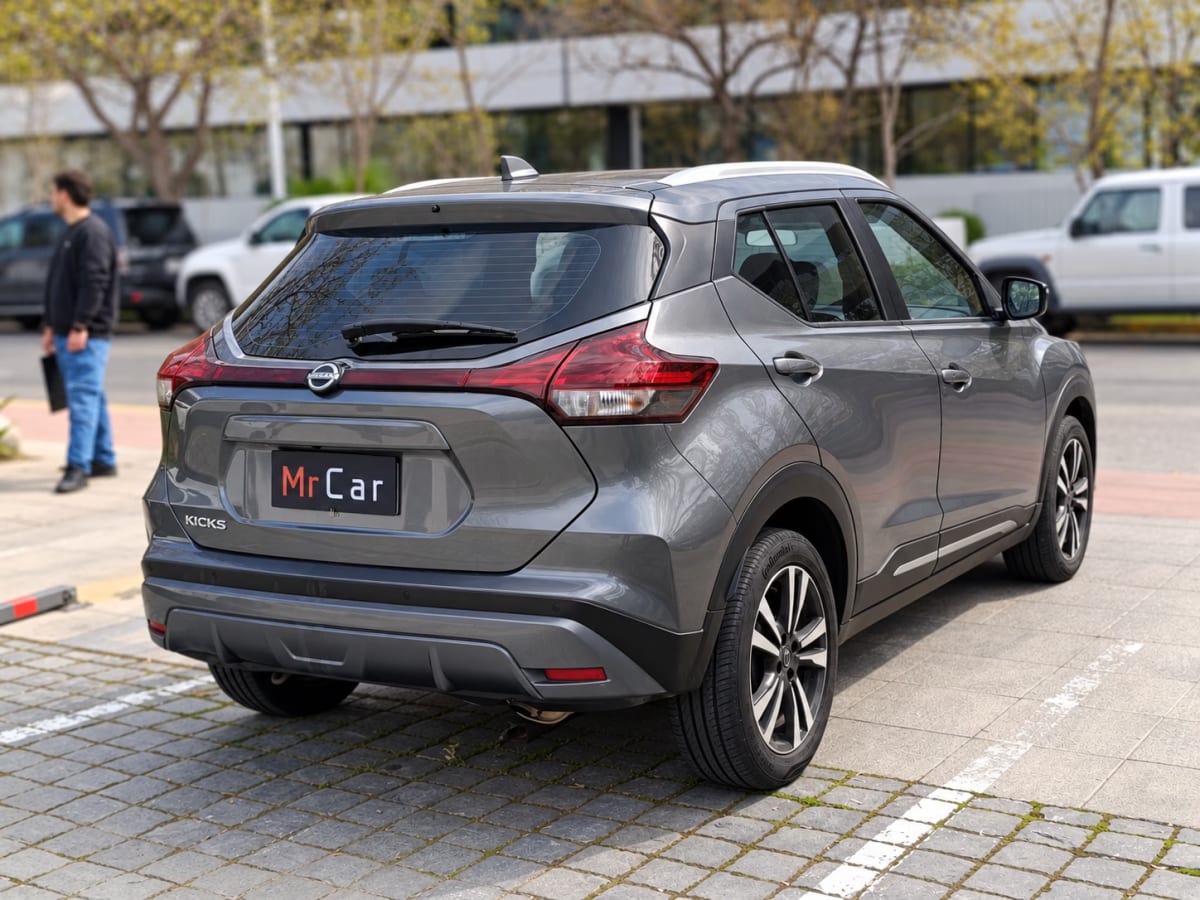 Nissan Kicks Advance año 2024