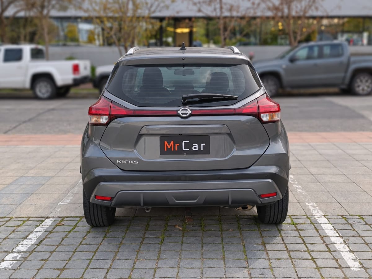 Nissan Kicks Advance año 2024