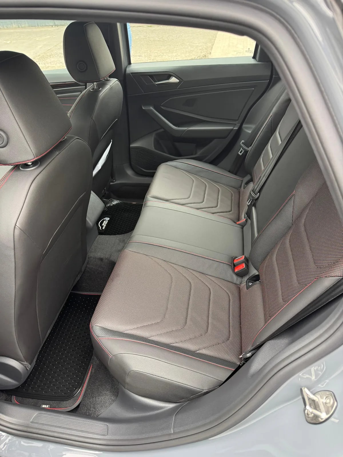 VOLKSWAGEN JETTA 2.0 Gli At año 2025
