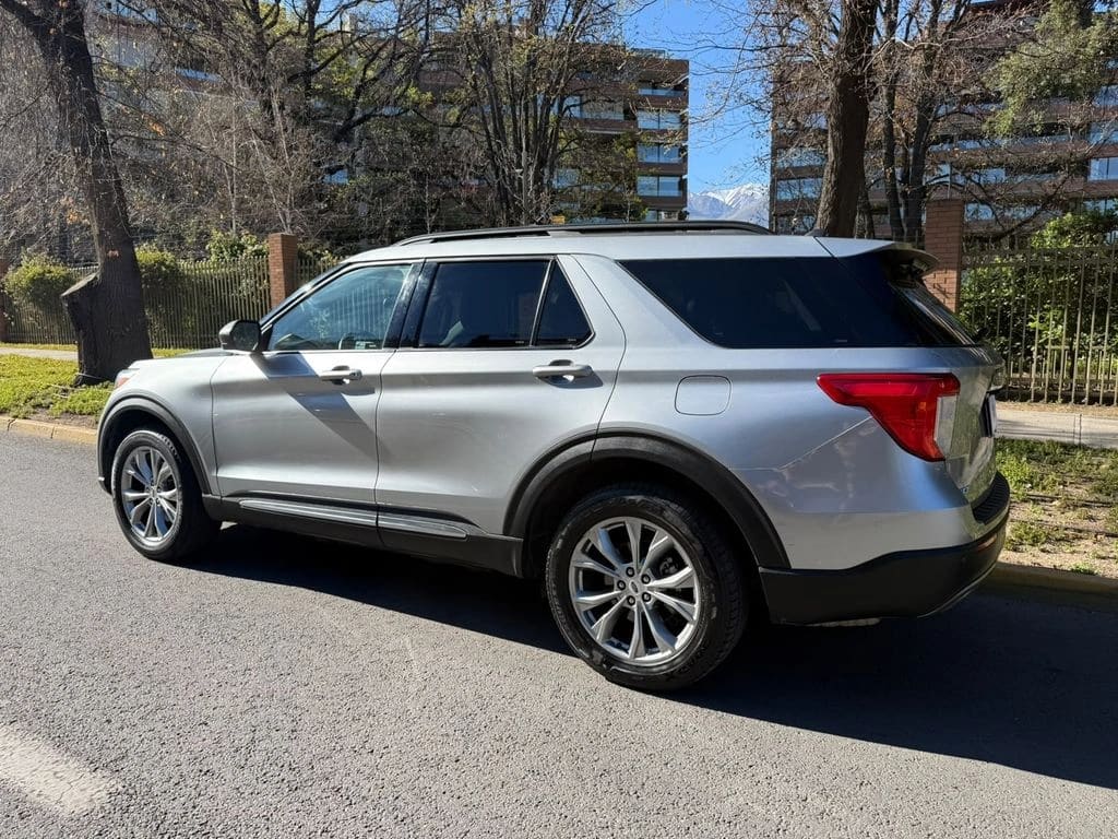 Ford Explorer Xlt 4wd Aut año 2024