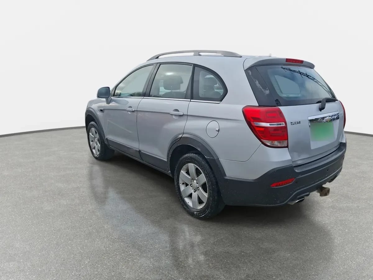 Chevrolet Captiva 2.4 Lt Fwd V Sa At6 5p año 2016