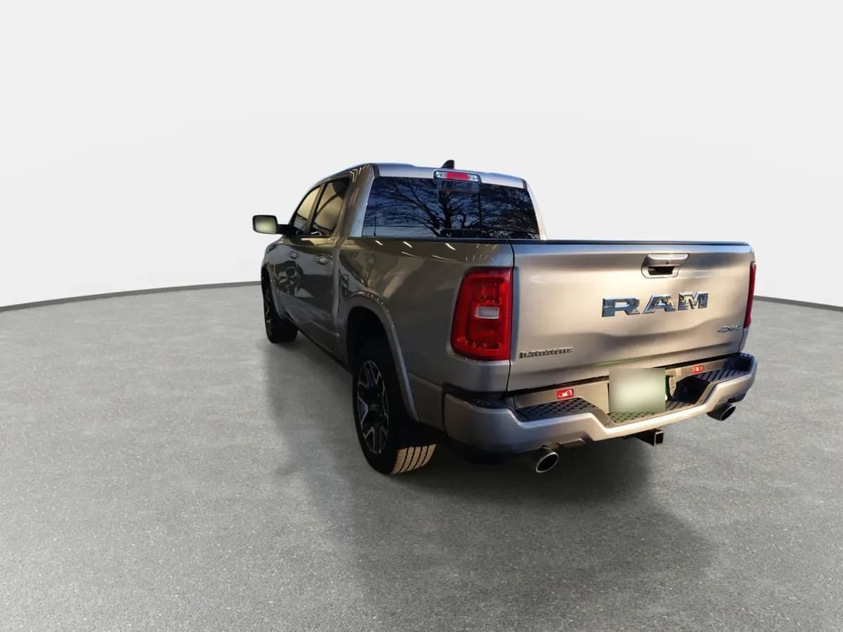 Ram 1500 3.0t Laramie 4x4 Crew Cab At 4p año 2025
