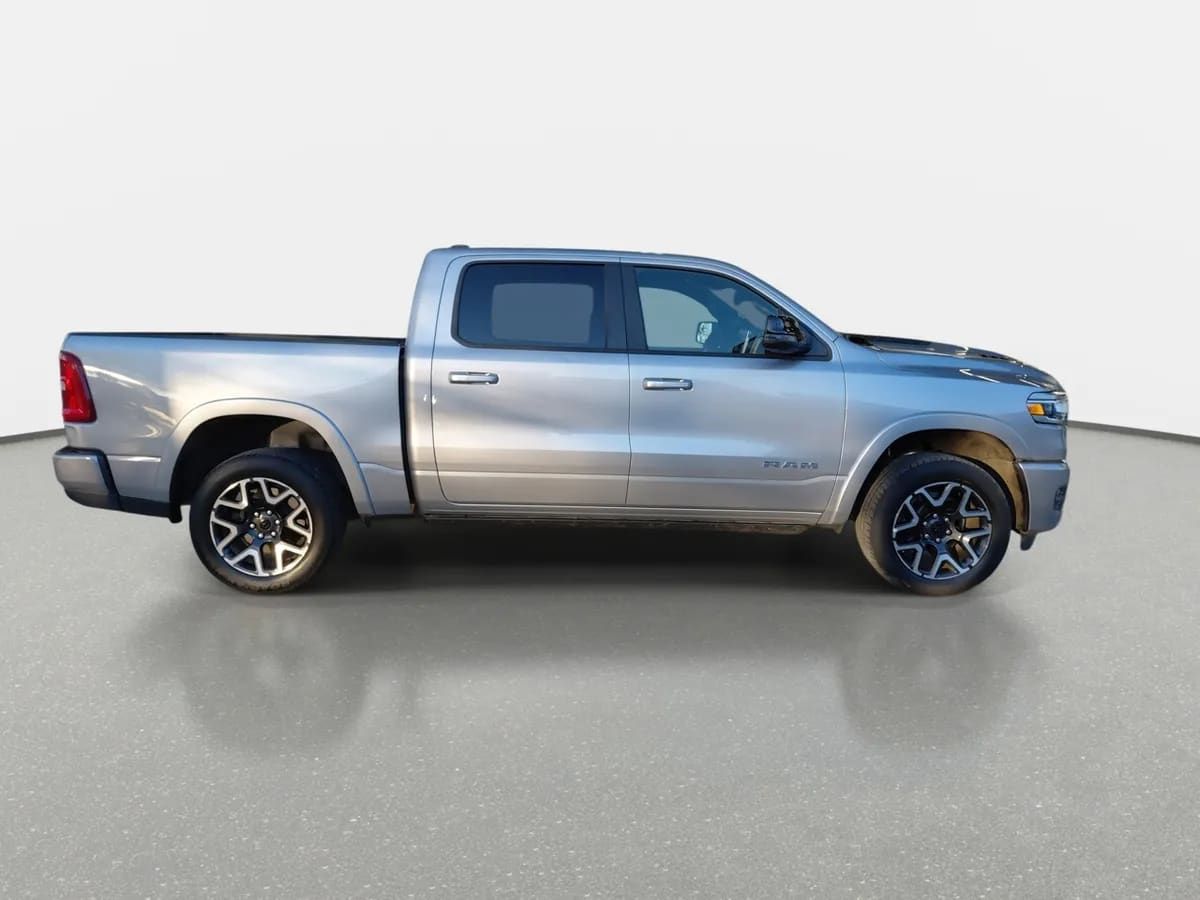 Ram 1500 3.0t Laramie 4x4 Crew Cab At 4p año 2025