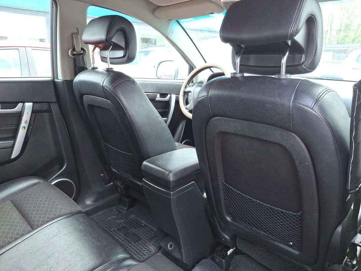 Chevrolet Captiva 2.4 Lt Fwd V Sa At6 5p año 2016