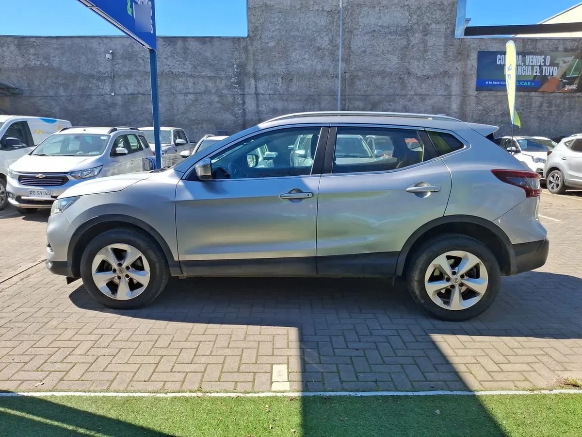 Nissan Qashqai 2.0 Sense Multimedia 4x2 Mt 5p año 2021