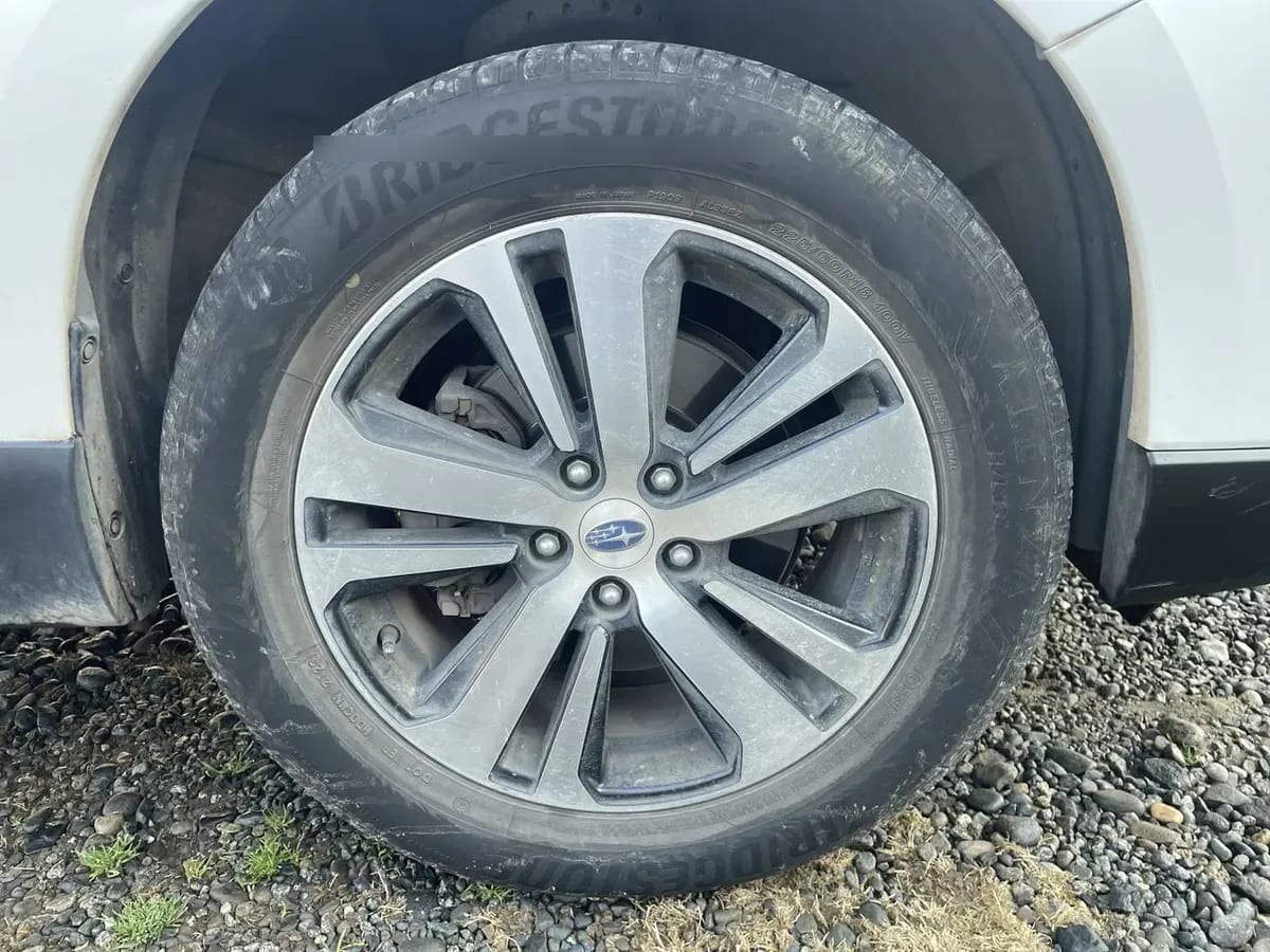 Subaru Outback 2.5i Limited Awd Eyesight Cvt At 5p año 2019