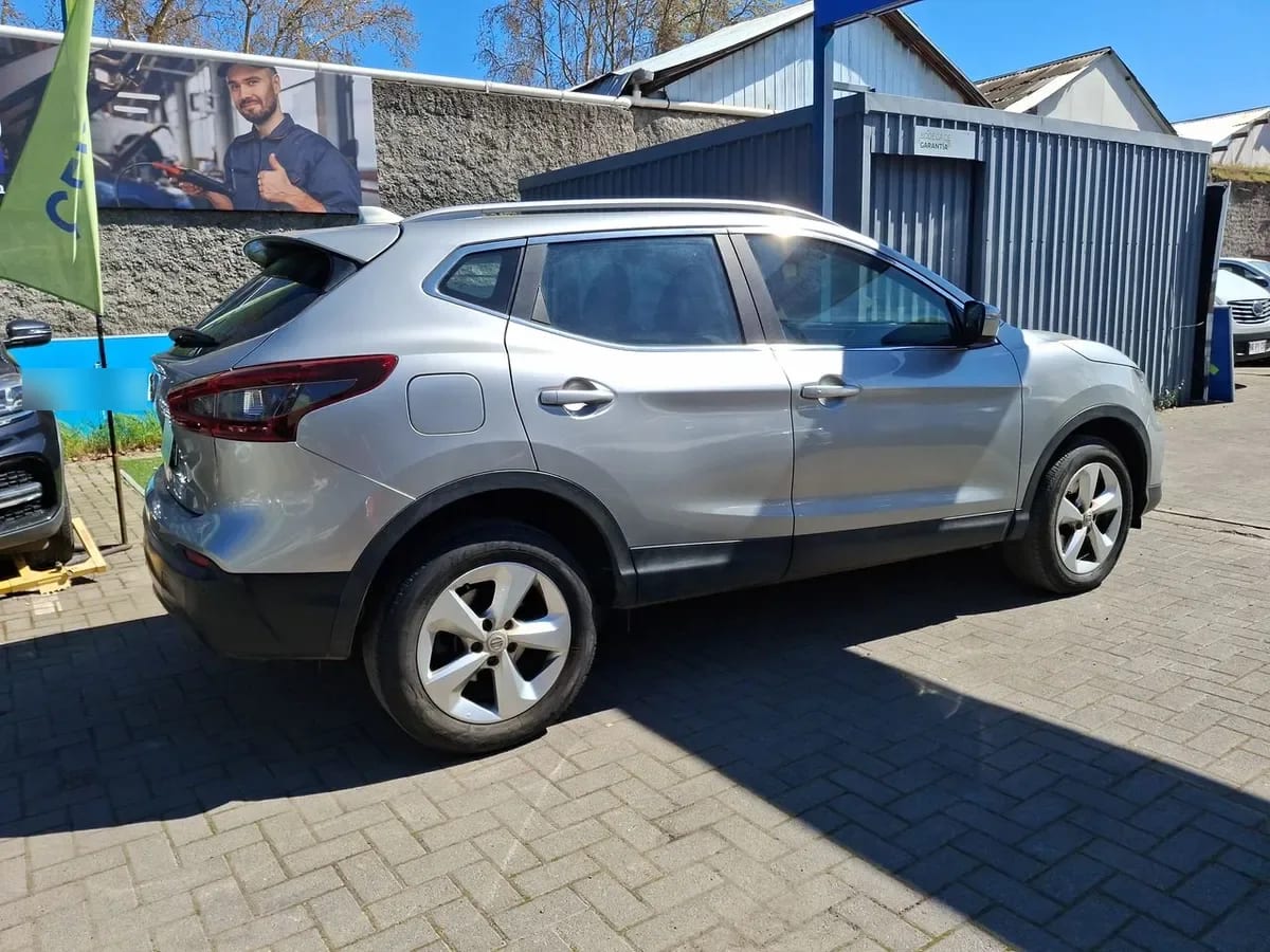 Nissan Qashqai 2.0 Sense Multimedia 4x2 Mt 5p año 2021