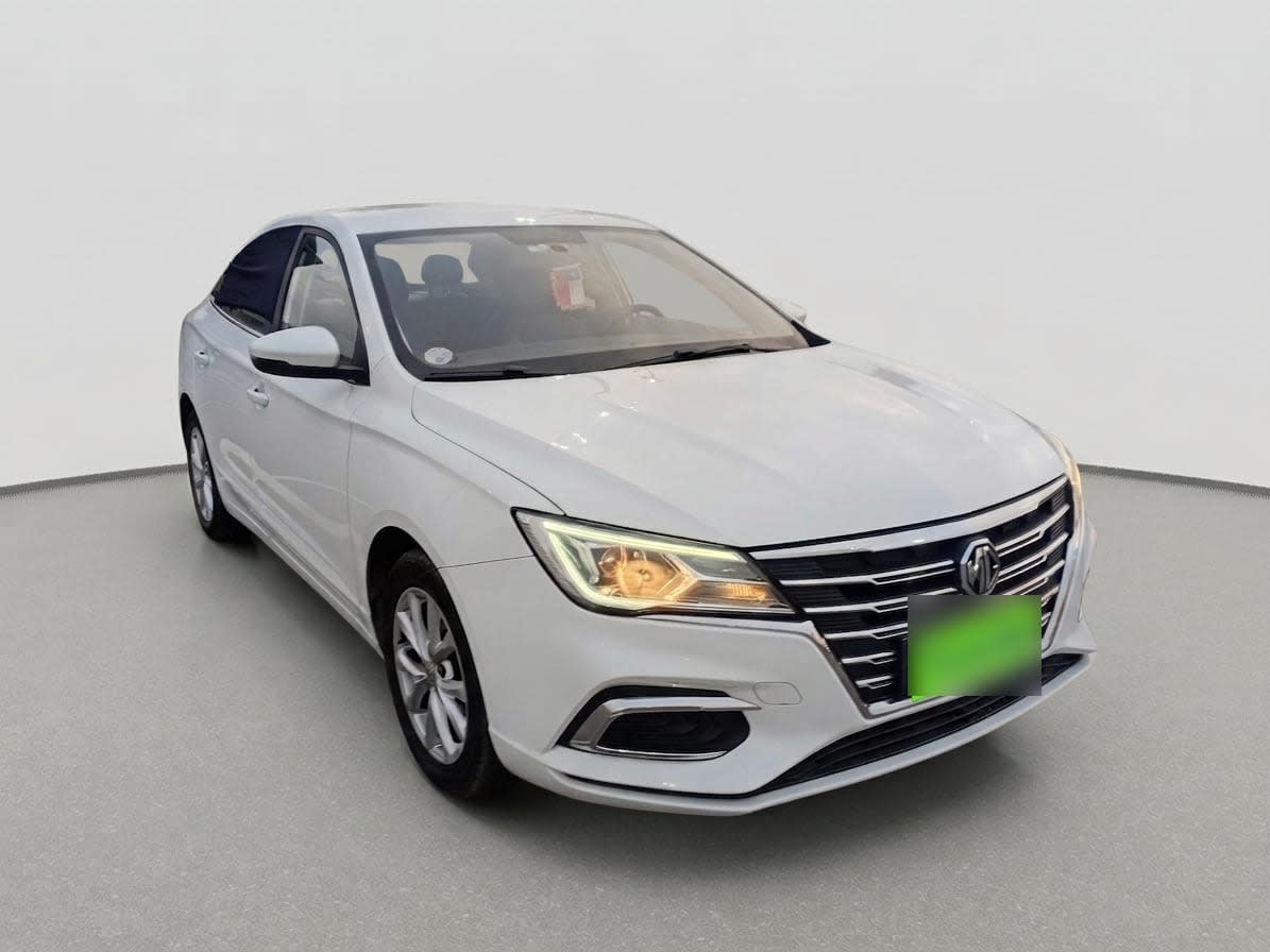 MG 5 1.5 Com 4x2 Mt 4p año 2025