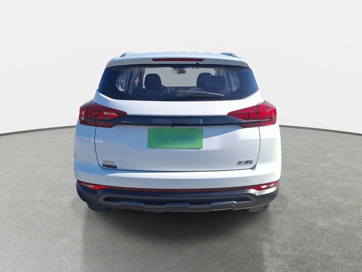 BAIC X35 1.5 Comfort 4x2 Mt 5p año 2024