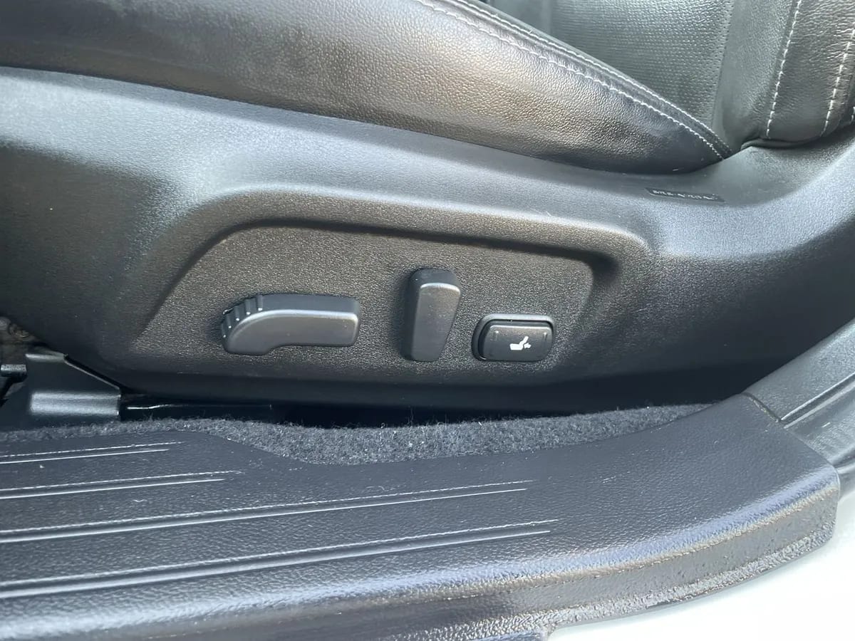Subaru Outback 2.5i Limited Awd Eyesight Cvt At 5p año 2019
