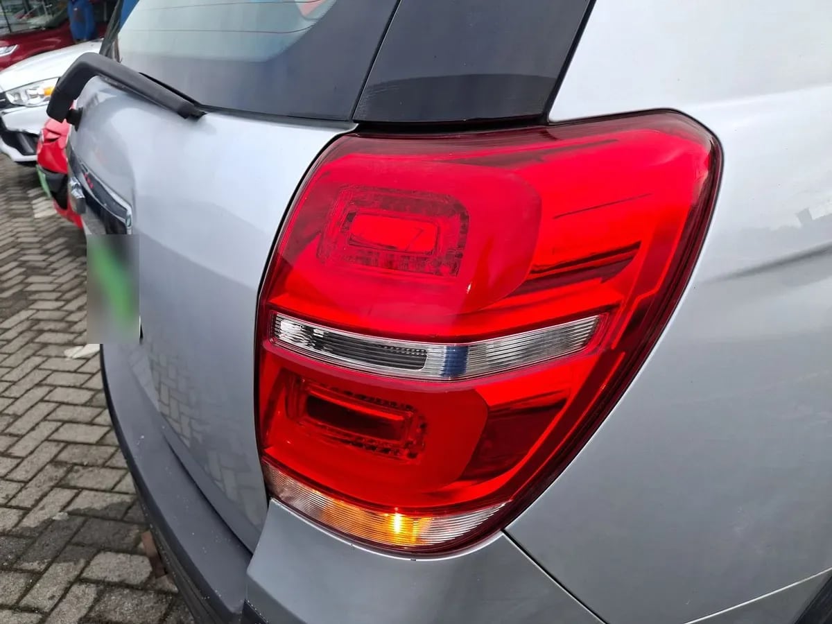 Chevrolet Captiva 2.4 Lt Fwd V Sa At6 5p año 2016