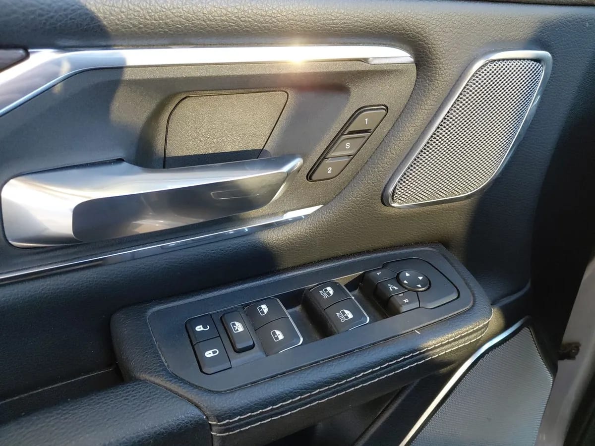 Ram 1500 3.0t Laramie 4x4 Crew Cab At 4p año 2025