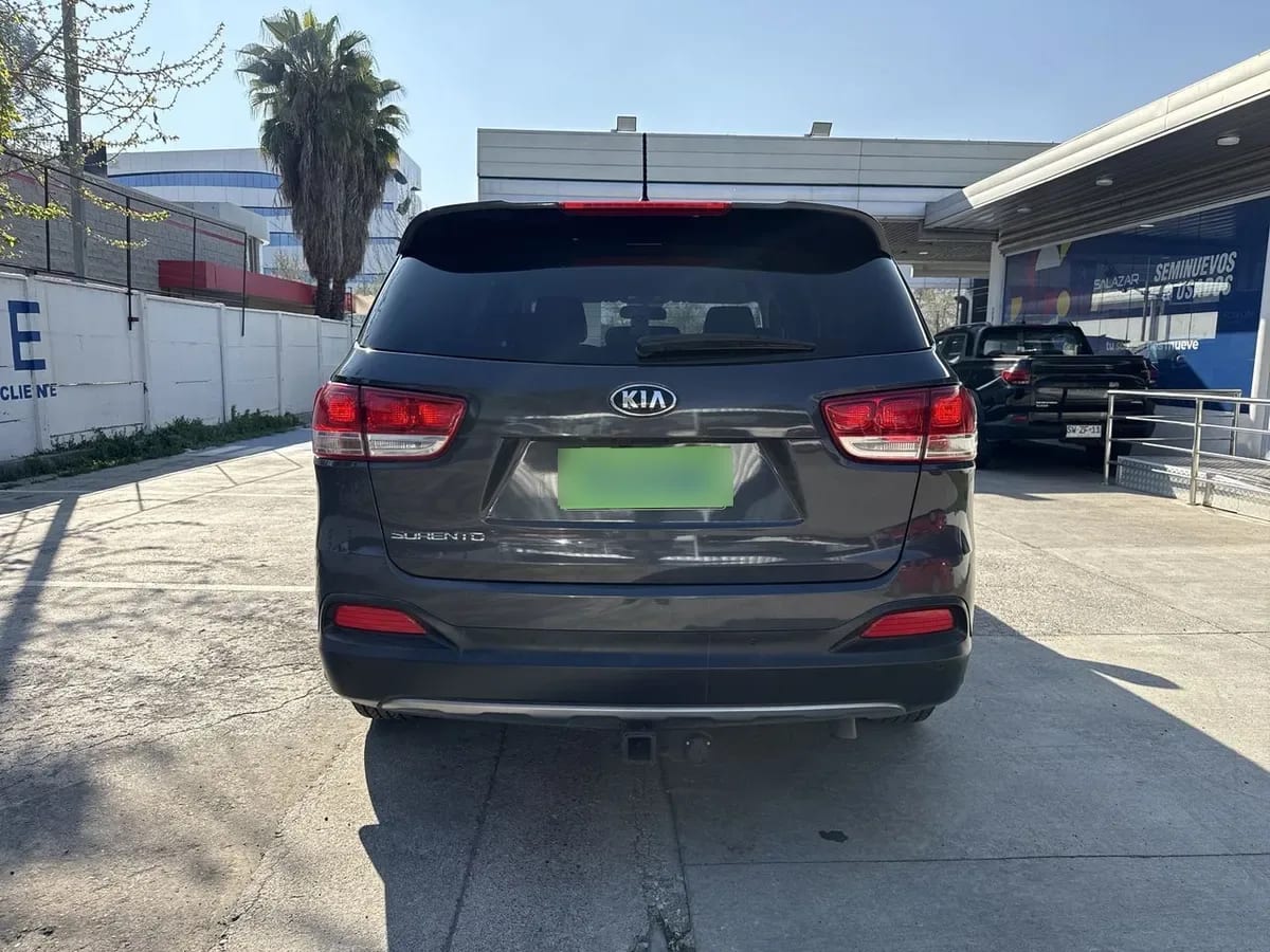 Kia Sorento 2.4 Ex 4x2 At 5p año 2017