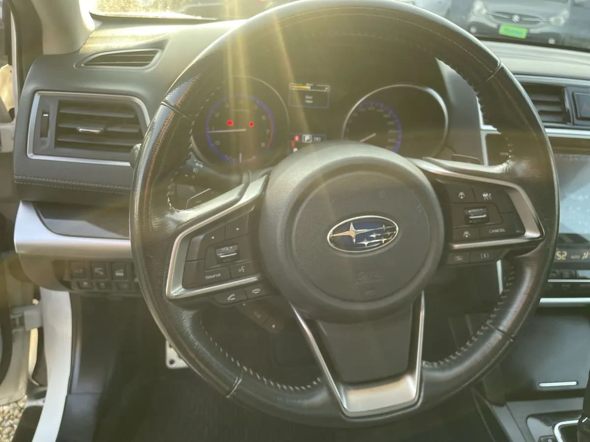 Subaru Outback 2.5i Limited Awd Eyesight Cvt At 5p año 2019