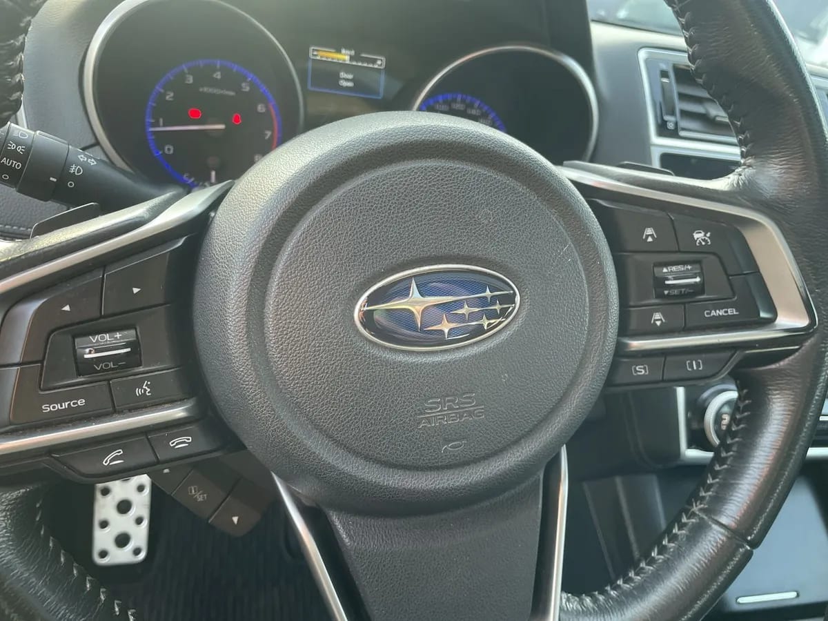 Subaru Outback 2.5i Limited Awd Eyesight Cvt At 5p año 2019