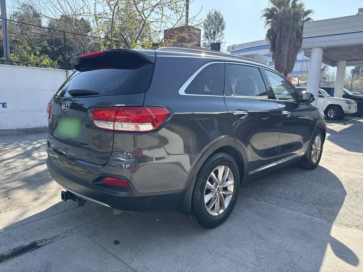 Kia Sorento 2.4 Ex 4x2 At 5p año 2017