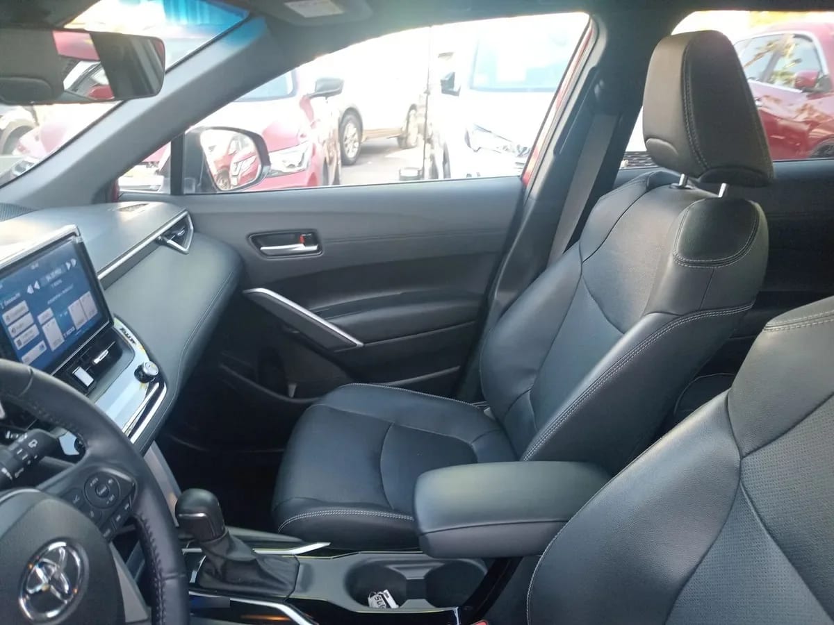 Toyota Corolla Cross 1.8 Seg Hybrid 4x2 Cvt At 5p año 2023