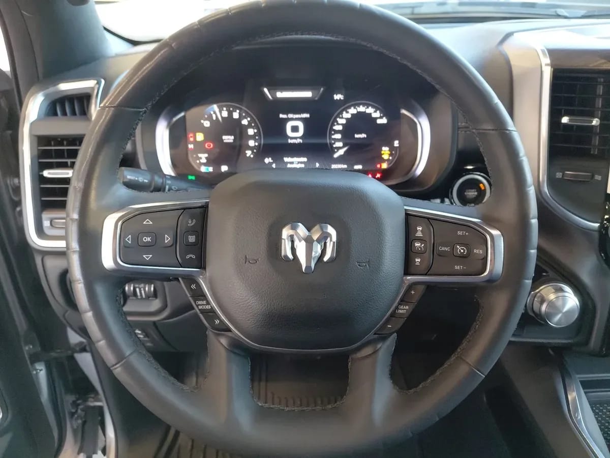 Ram 1500 3.0t Laramie 4x4 Crew Cab At 4p año 2025