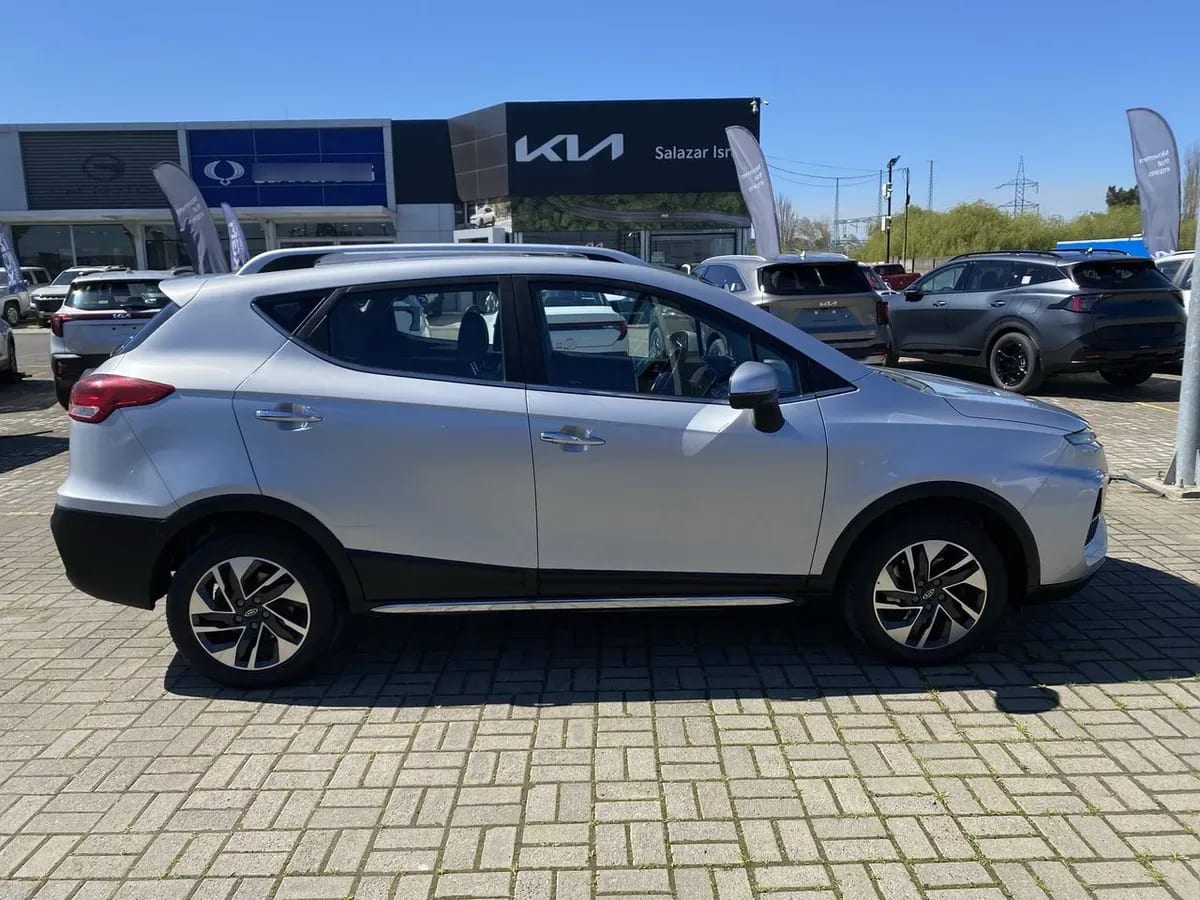 JAC Js3 1.6 Advance 4x2 Mt 5p año 2022