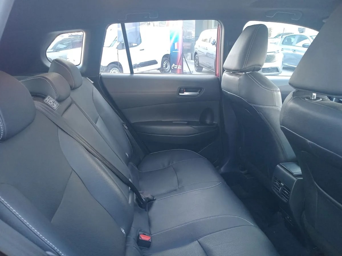 Toyota Corolla Cross 1.8 Seg Hybrid 4x2 Cvt At 5p año 2023