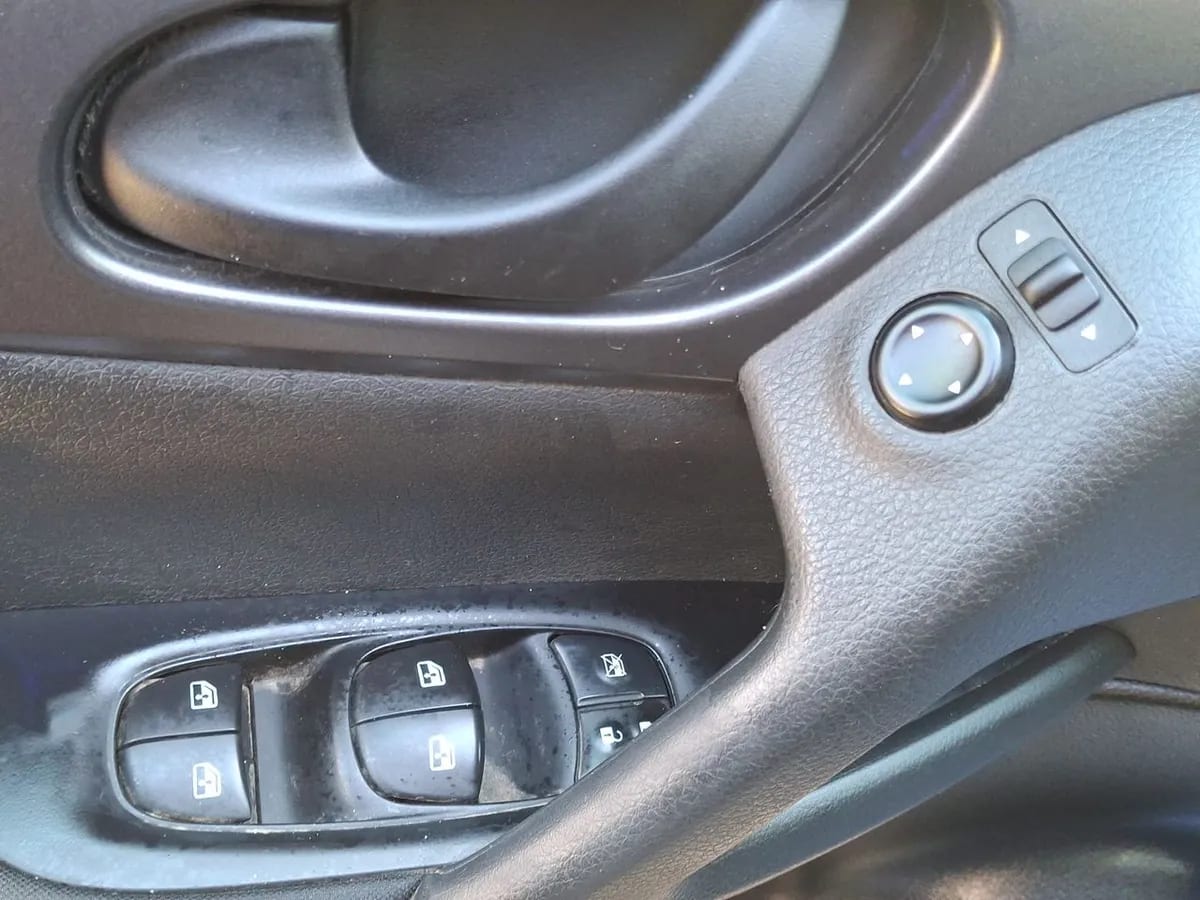 Nissan Qashqai 2.0 Sense Multimedia 4x2 Mt 5p año 2021
