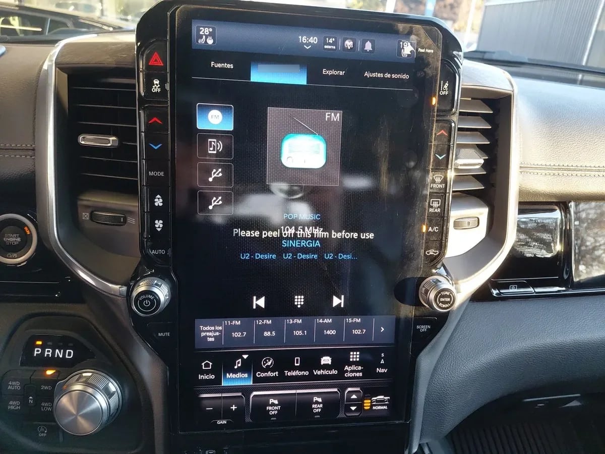 Ram 1500 3.0t Laramie 4x4 Crew Cab At 4p año 2025