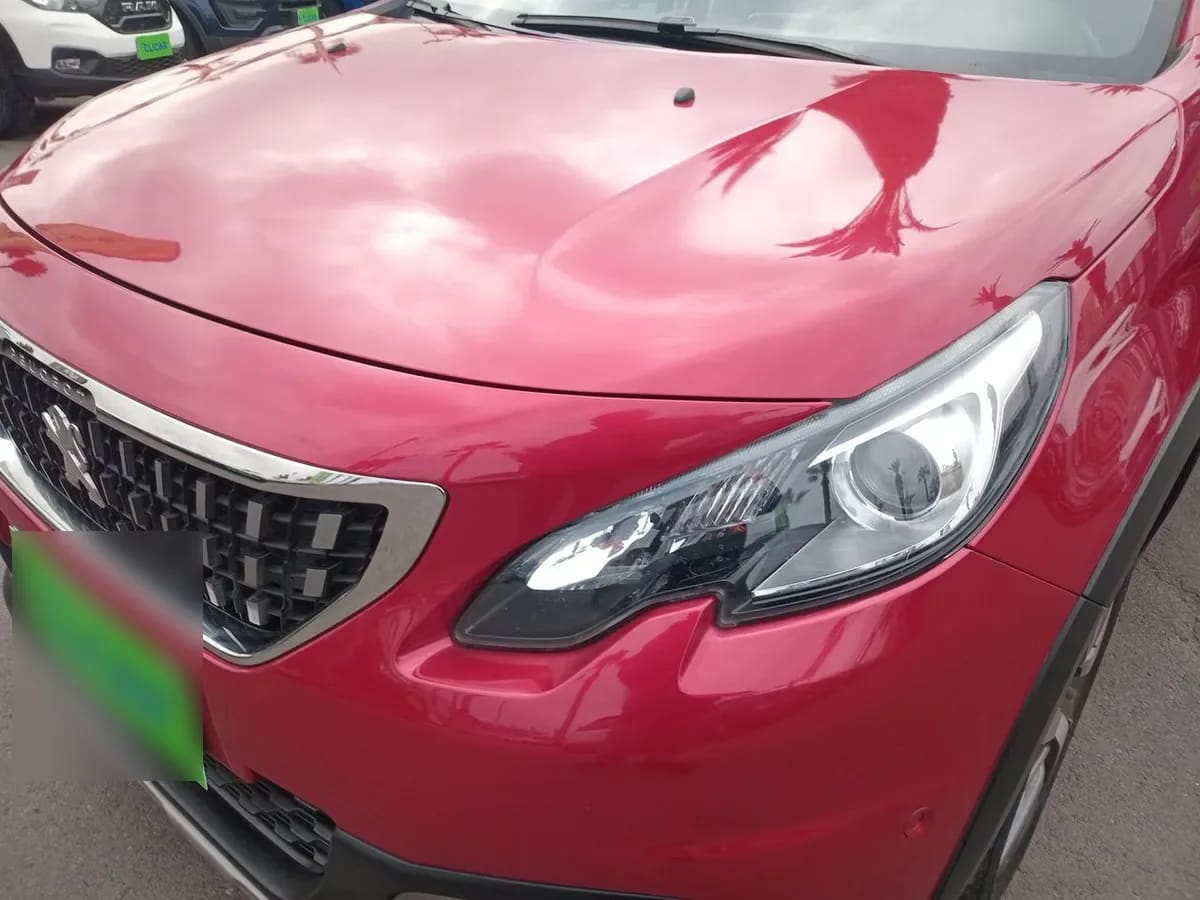 Peugeot 2008 1.2 Allure Pack Puretech 4x2 110hp Eat6 5p año 2018