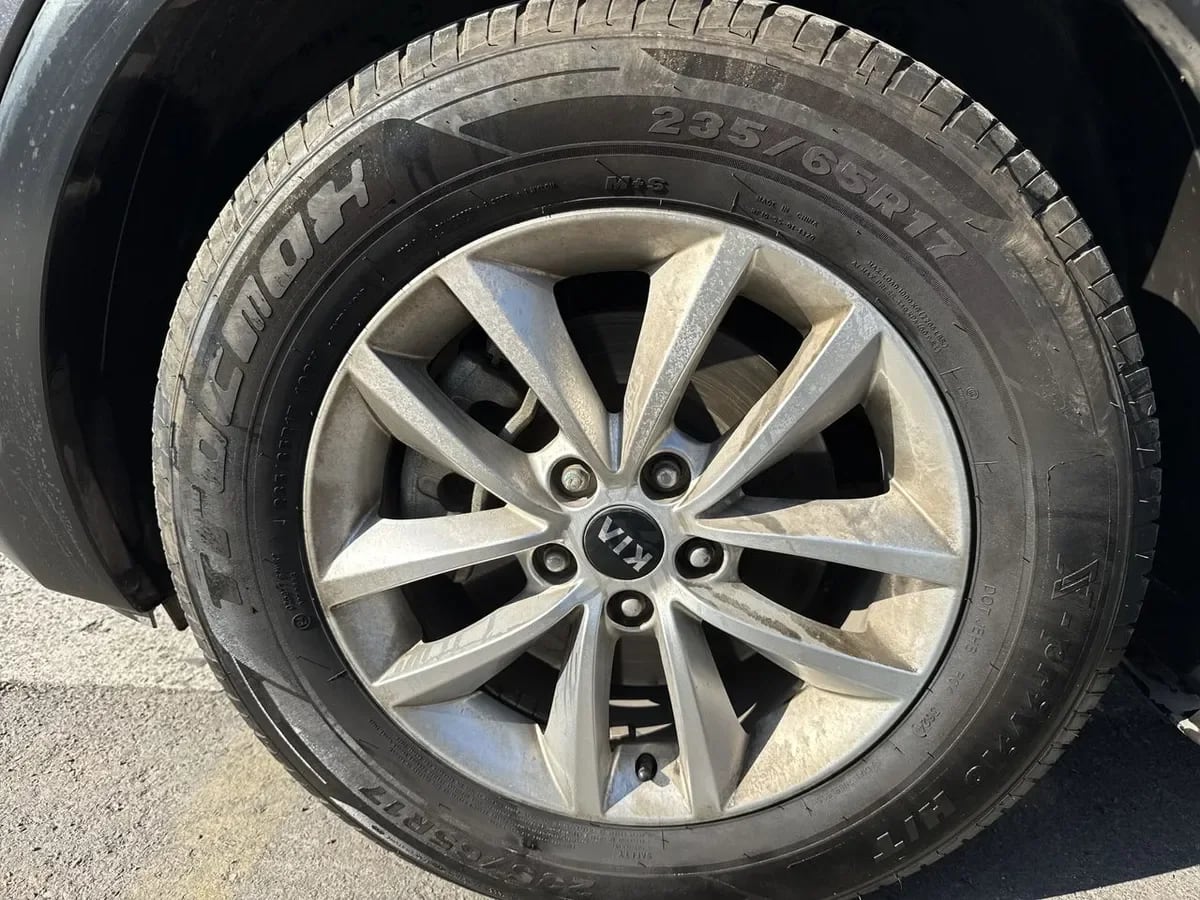 Kia Sorento 2.4 Ex 4x2 At 5p año 2017