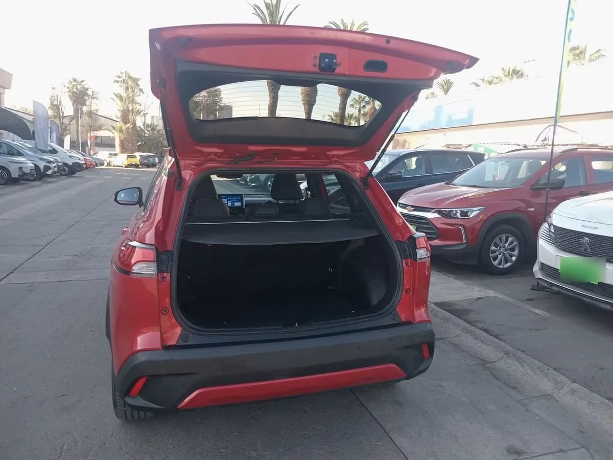 Toyota Corolla Cross 1.8 Seg Hybrid 4x2 Cvt At 5p año 2023