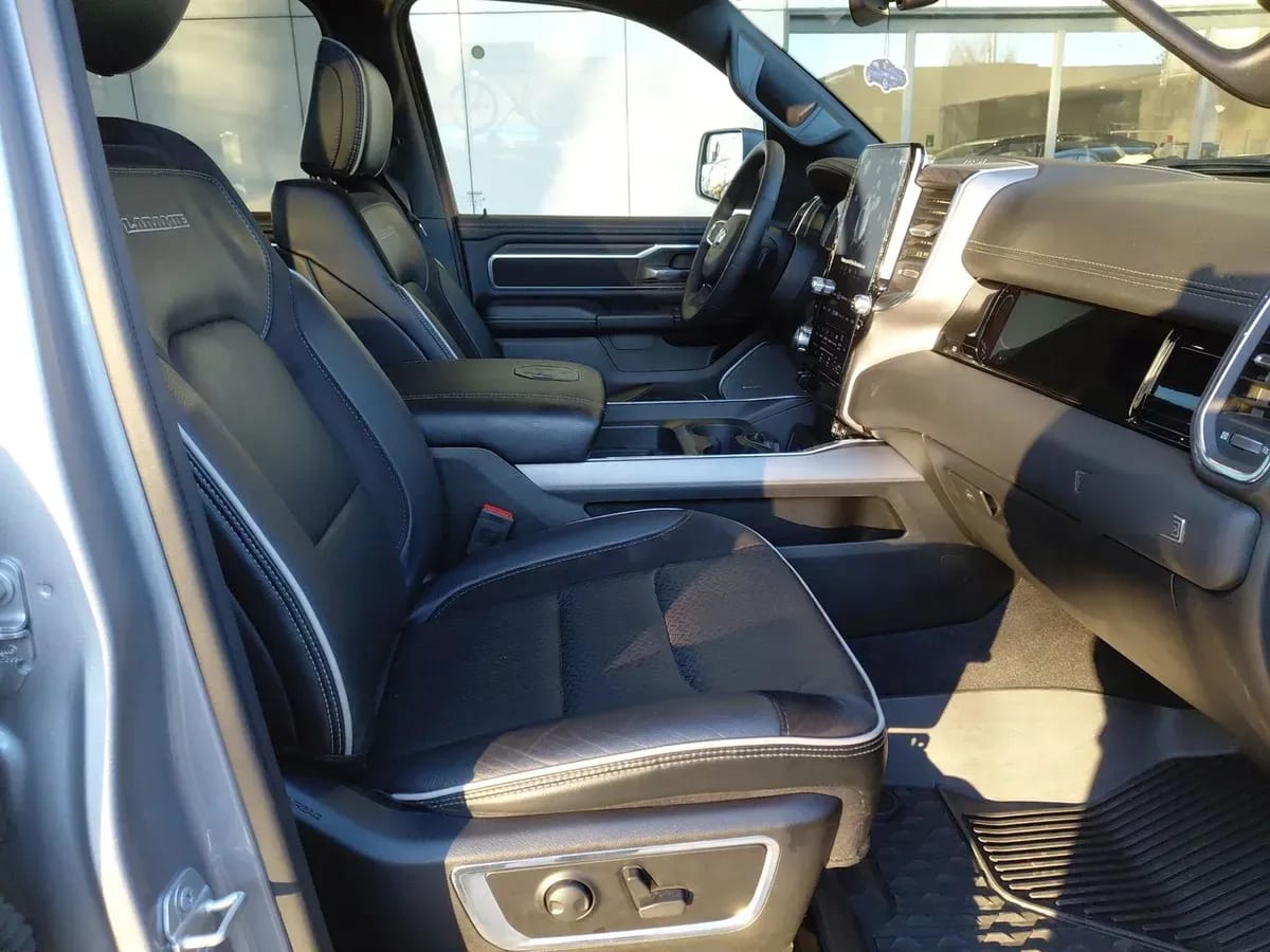 Ram 1500 3.0t Laramie 4x4 Crew Cab At 4p año 2025