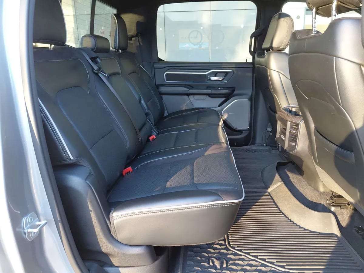 Ram 1500 3.0t Laramie 4x4 Crew Cab At 4p año 2025
