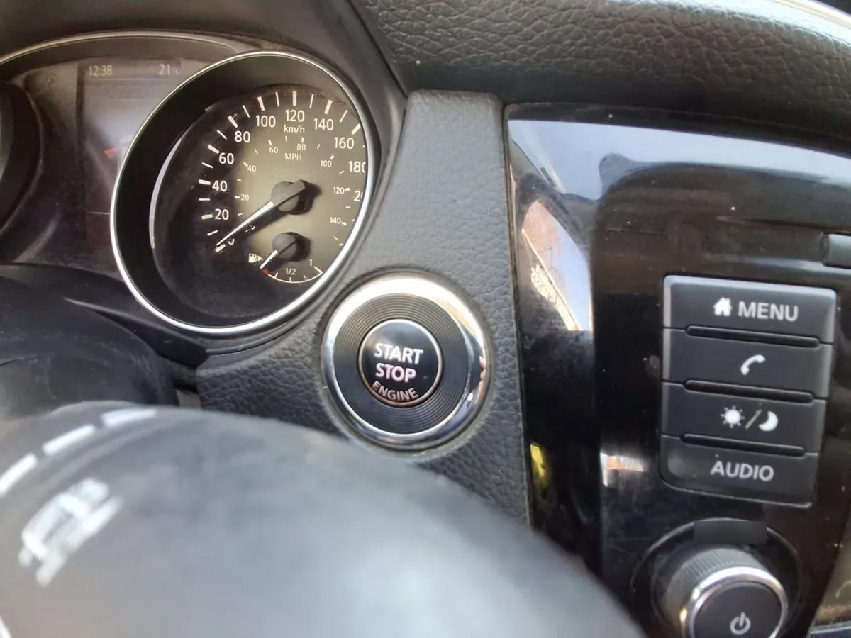 Nissan Qashqai 2.0 Sense Multimedia 4x2 Mt 5p año 2021