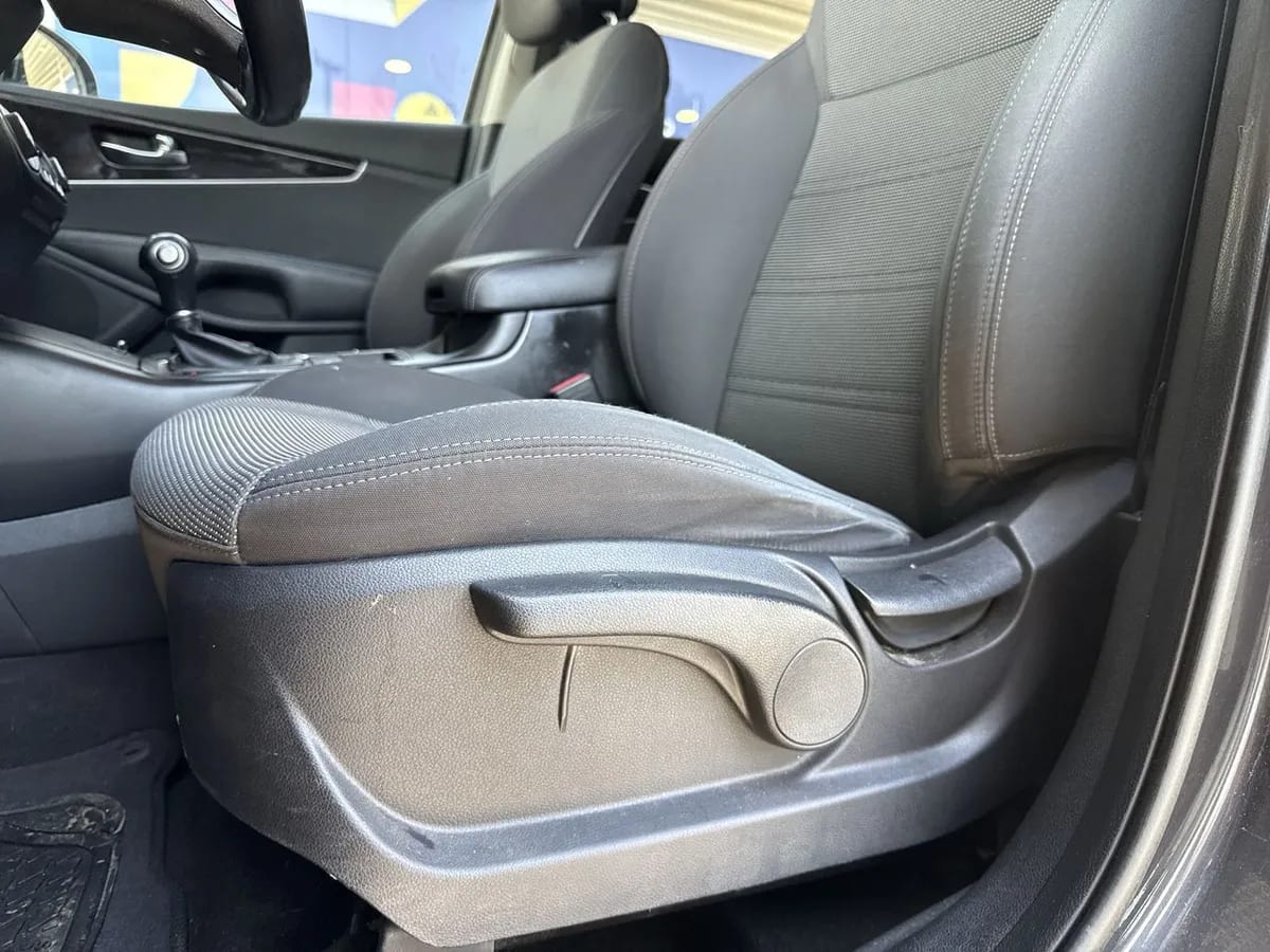 Kia Sorento 2.4 Ex 4x2 At 5p año 2017