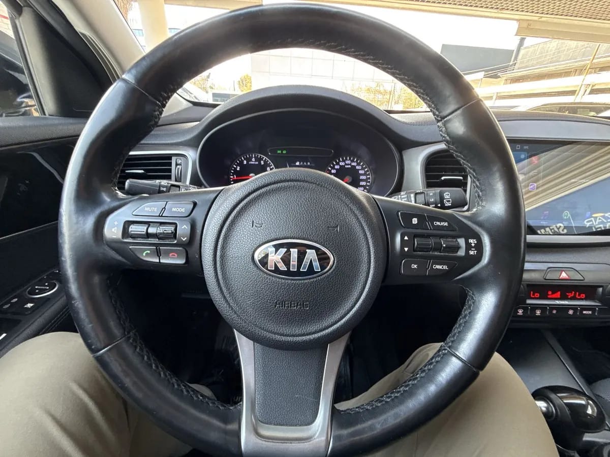 Kia Sorento 2.4 Ex 4x2 At 5p año 2017