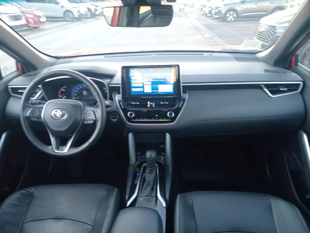 Toyota Corolla Cross 1.8 Seg Hybrid 4x2 Cvt At 5p año 2023