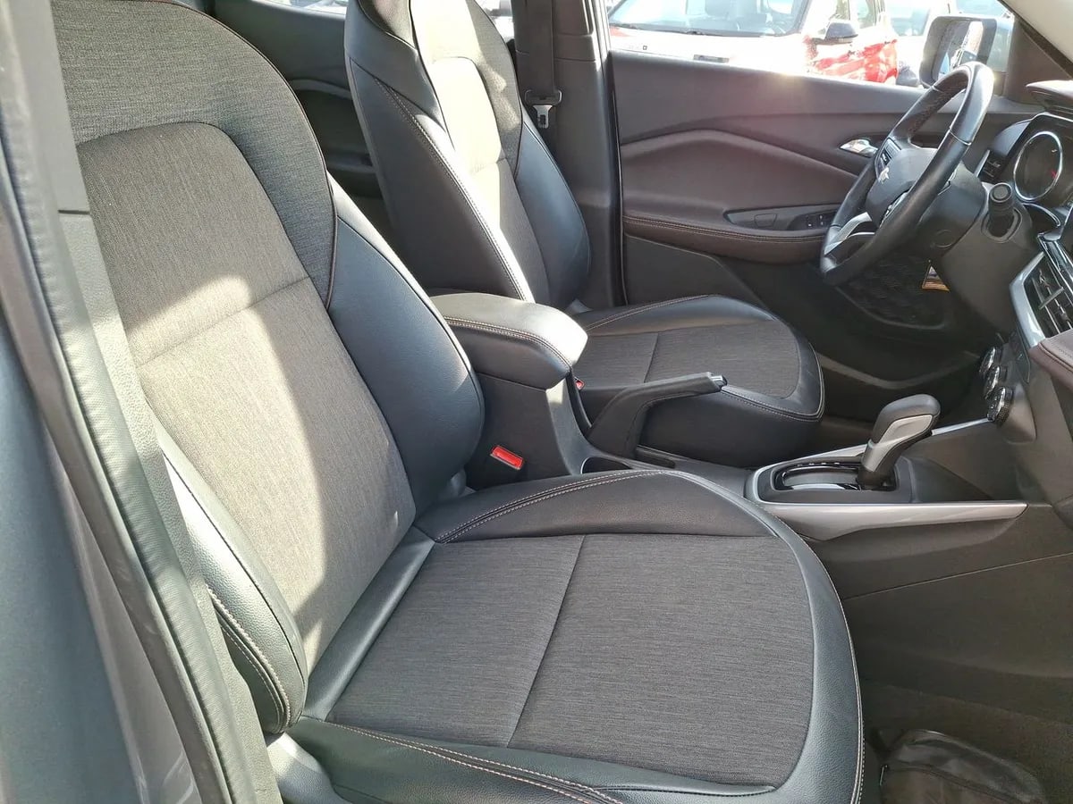 Chevrolet Montana 1.2t Ltz R 4x2 At 4p año 2024