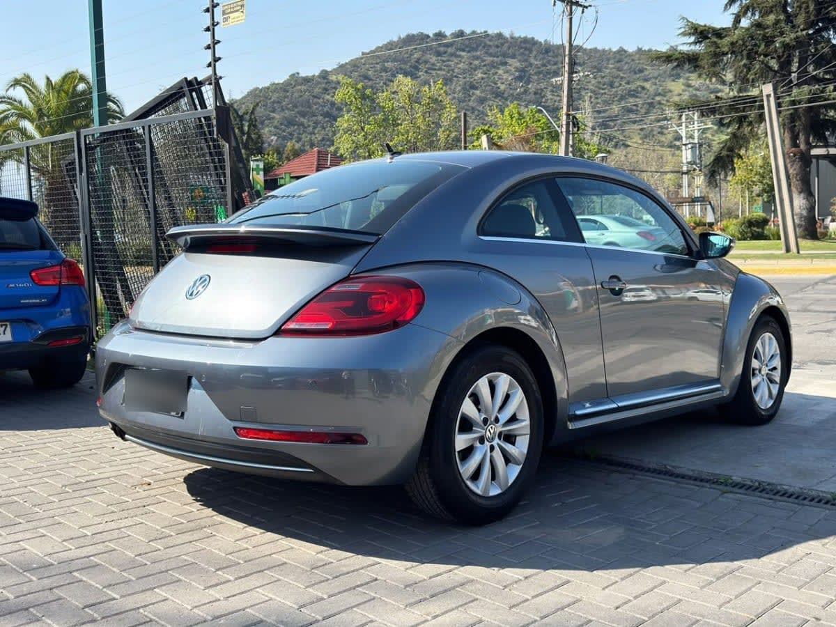 Volkswagen Beetle Coupe 1.4 Dsg año 2020